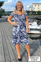 Maria Klänning Dam Flow Dark Navy Way of Sweden