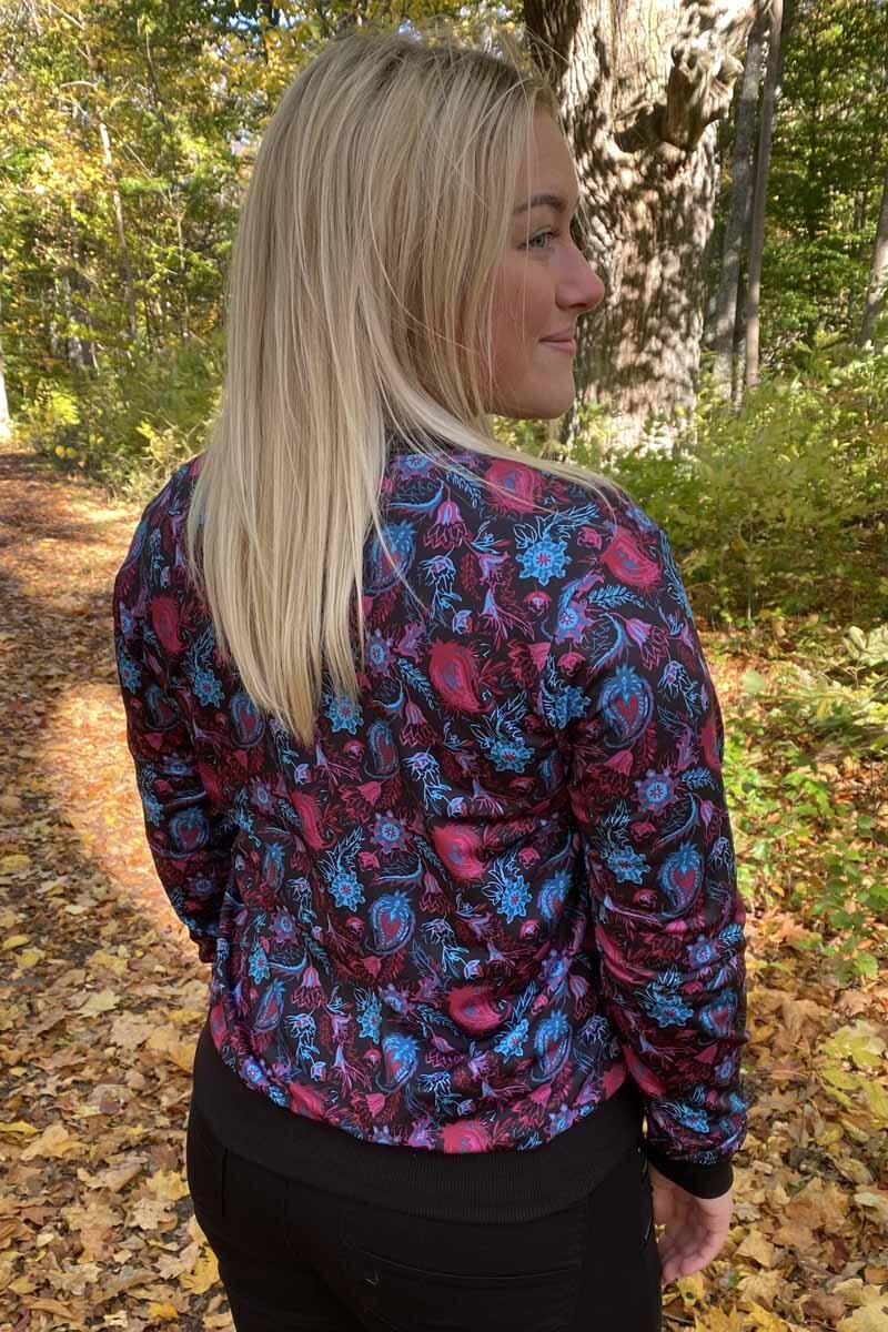 Ulrika Jacka Dam WOS Flower Print Way of Sweden