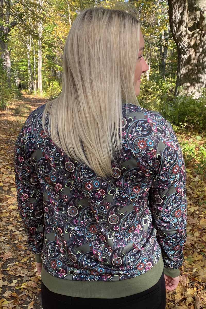 Ulrika Jacka Dam WOS Paisley Print Way of Sweden