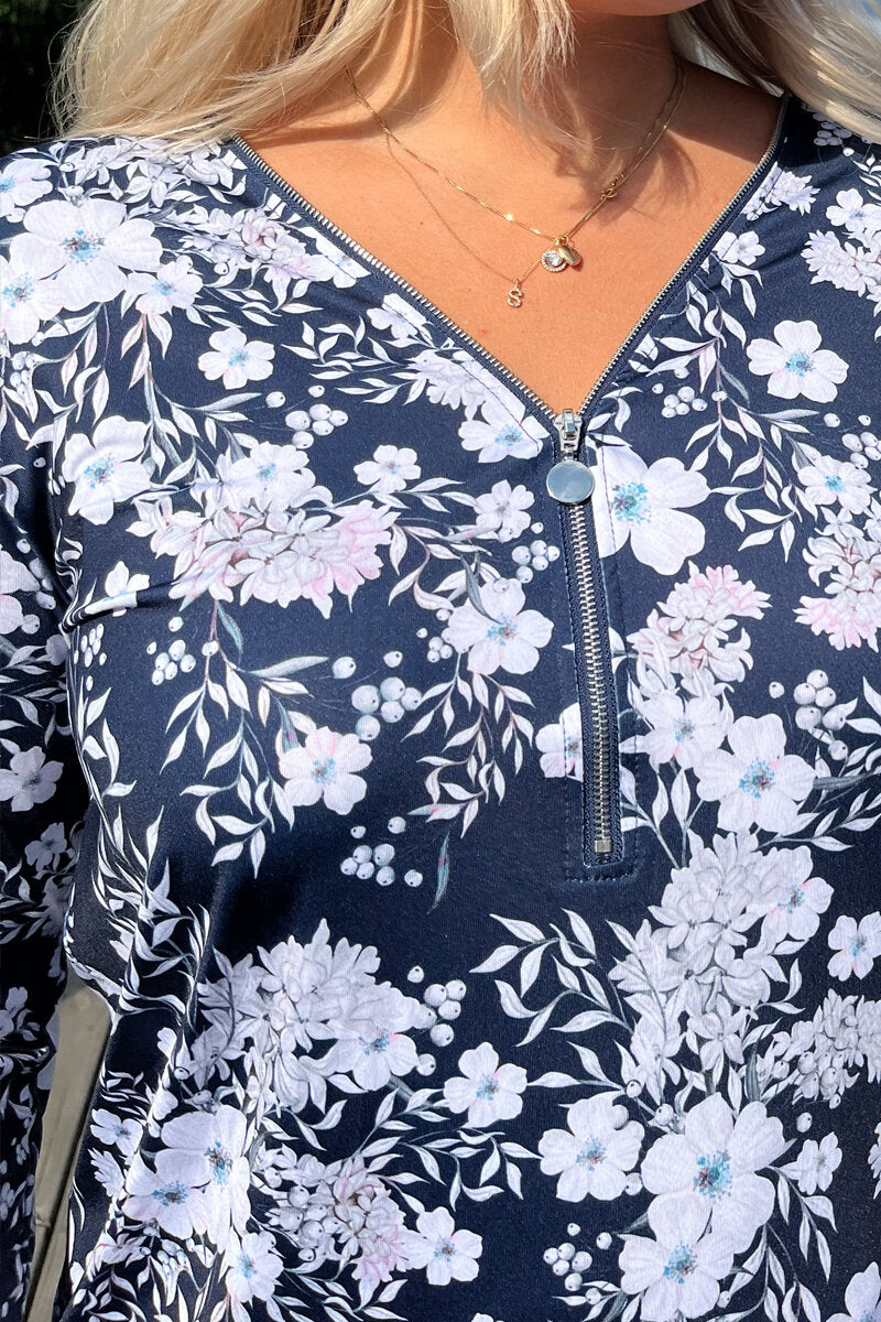 Veronica Topp Dam Flow Dark Navy Way of Sweden