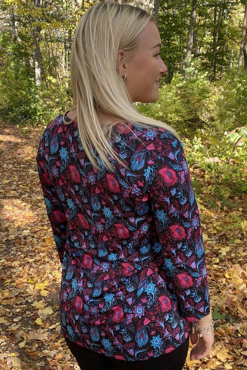 Veronica Topp Dam Flower Print Way of Sweden