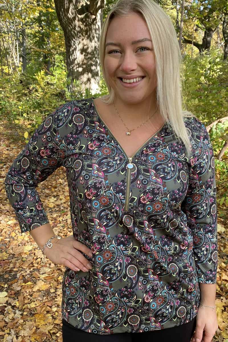 Veronica Topp Dam Paisley Print Way of Sweden