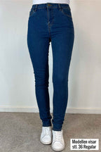 Daphne Push Up Jeans Dam Light Denim Way of Sweden
