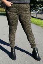 Lara 44 Ankle Pants Women Khaki Zabaione