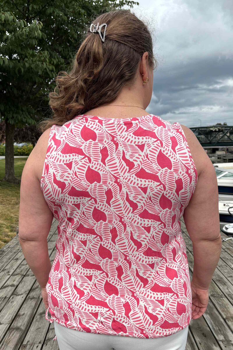 Malajka Top Women Off-White Watermelon Zabaione